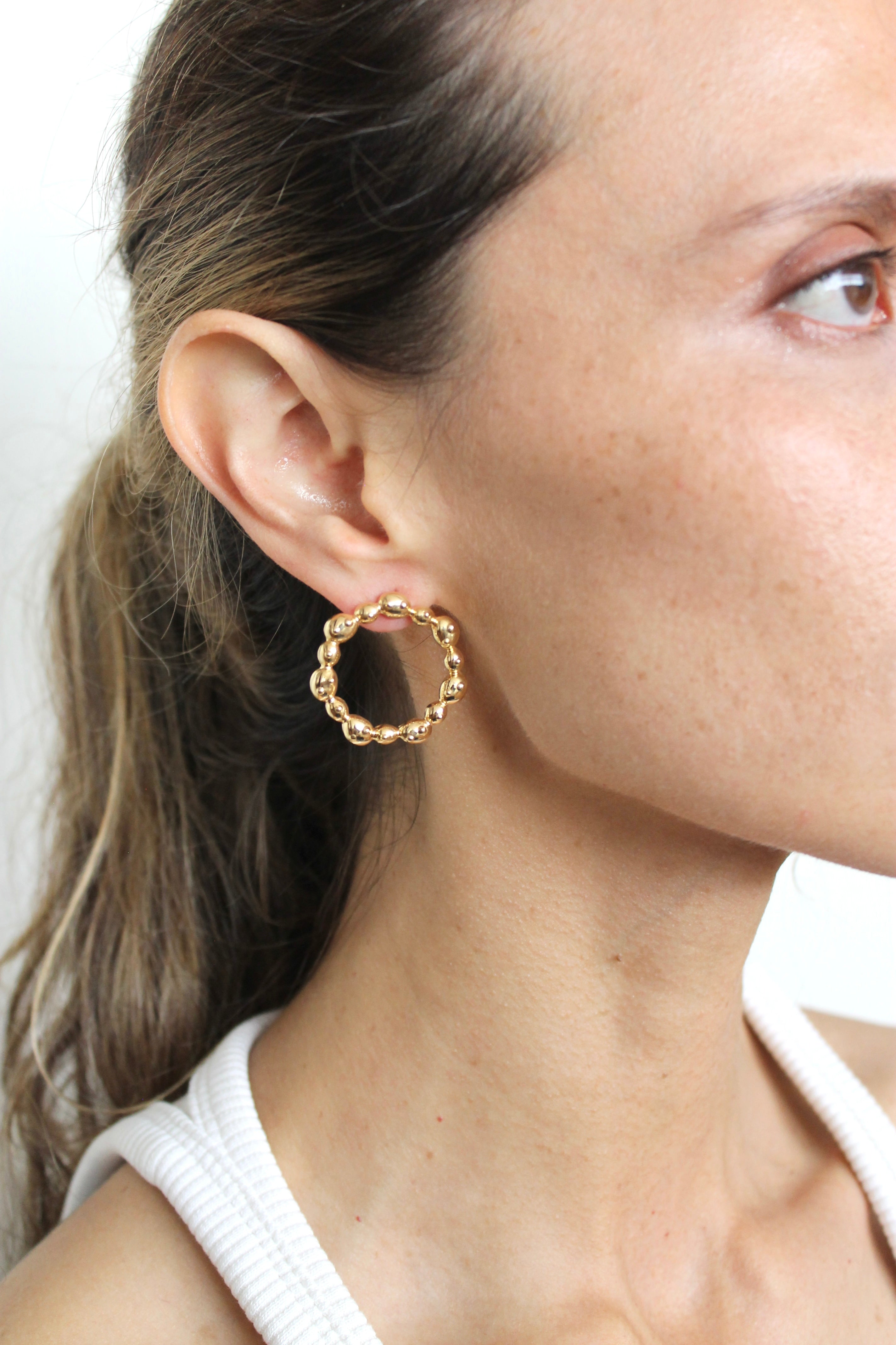 AURORA EARRINGS MEDIUM GOLD