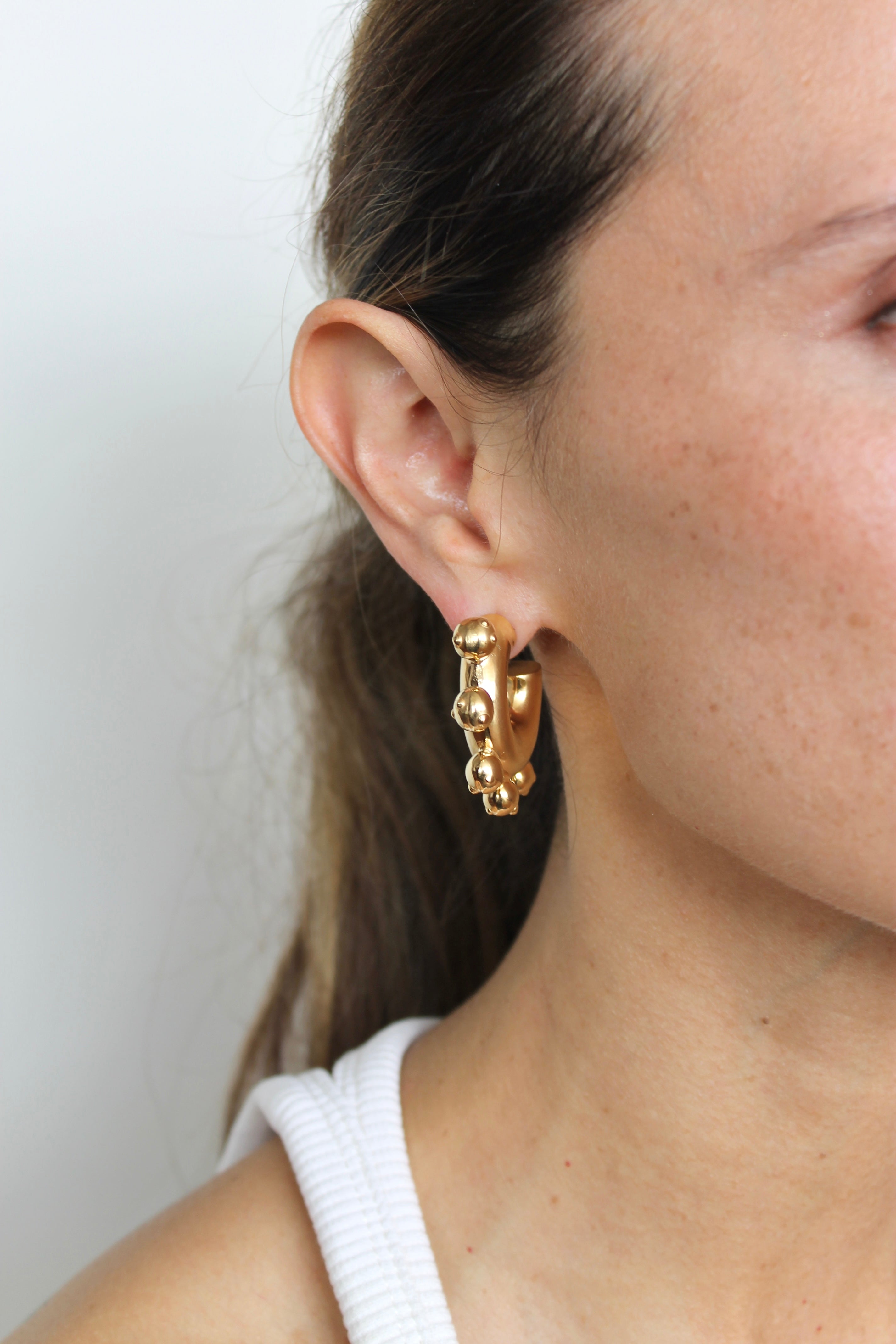 LATINA HOOPS MEDIUM GOLD